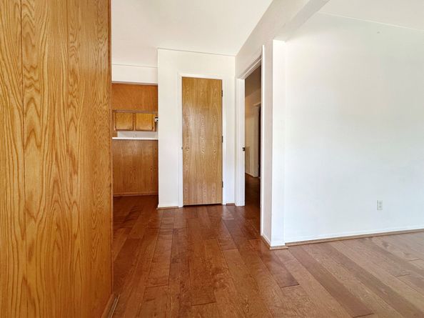7050 Cole Creek Drive, Houston TX 77092