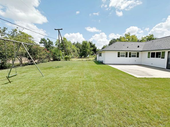 7050 Cole Creek Drive, Houston TX 77092