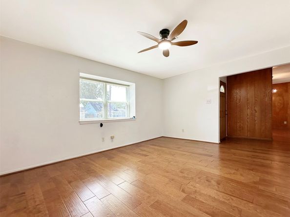 7050 Cole Creek Drive, Houston TX 77092