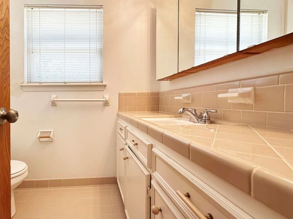 7050 Cole Creek Drive, Houston TX 77092