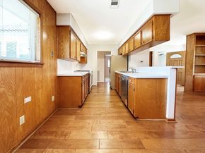 7050 Cole Creek Drive, Houston TX 77092