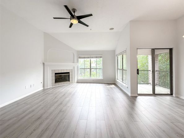 8051 Bay Branch Drive 131, The Woodlands TX 77382