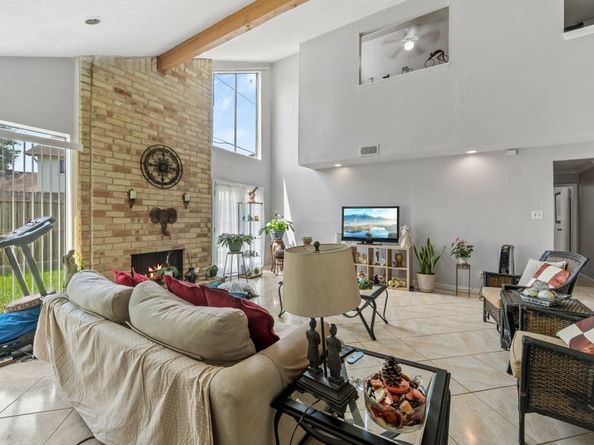 13103 Creekview Park Drive, Houston TX 77082