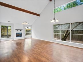 22 S Rain Forest Court, The Woodlands TX 77380