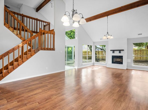 22 S Rain Forest Court, The Woodlands TX 77380