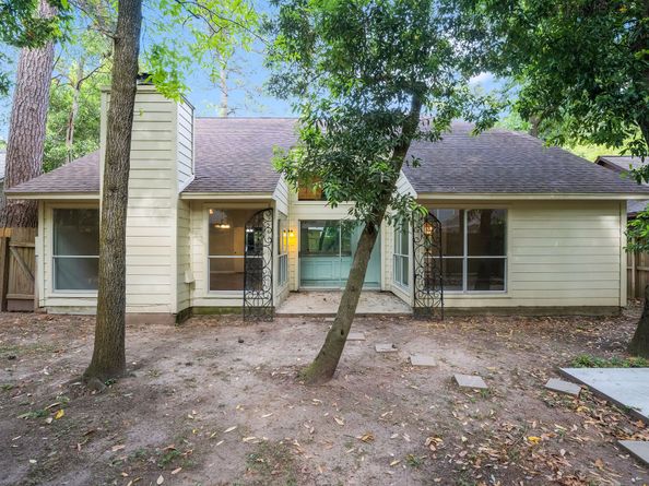 22 S Rain Forest Court, The Woodlands TX 77380