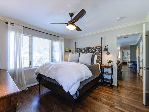 2500 Glen Haven, Houston TX 77030