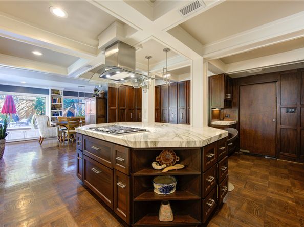 2500 Glen Haven, Houston TX 77030