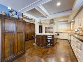 2500 Glen Haven, Houston TX 77030