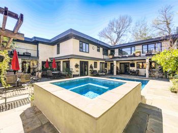 2500 Glen Haven