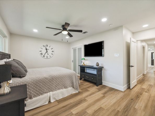 2007 Ottawa Lane, Houston TX 77043