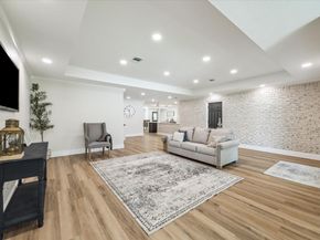 2007 Ottawa Lane, Houston TX 77043
