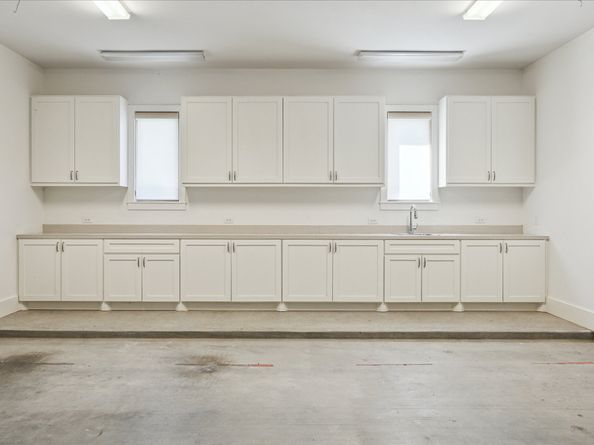 2101 Dickey Place, Houston TX 77019