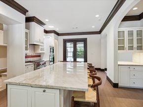 2101 Dickey Place, Houston TX 77019