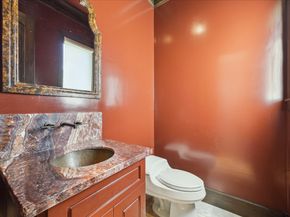 2101 Dickey Place, Houston TX 77019