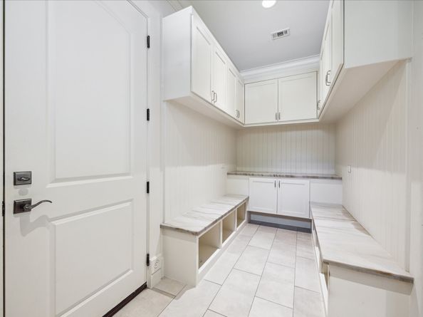2101 Dickey Place, Houston TX 77019