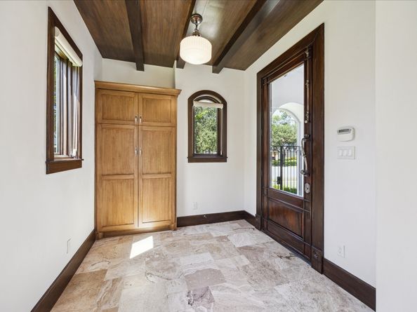 2101 Dickey Place, Houston TX 77019