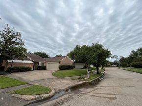 11654 Manor Park Drive, Houston TX 77077