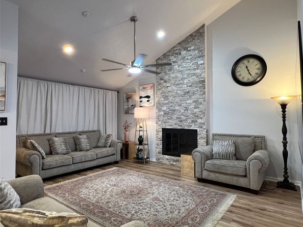 11654 Manor Park Drive, Houston TX 77077