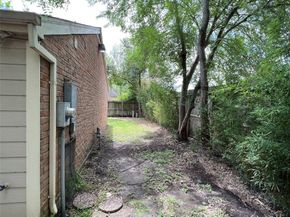 11654 Manor Park Drive, Houston TX 77077