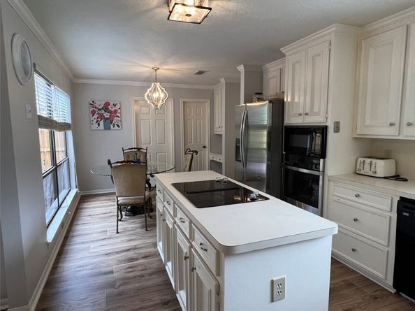 11654 Manor Park Drive, Houston TX 77077