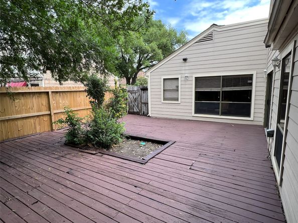 11654 Manor Park Drive, Houston TX 77077