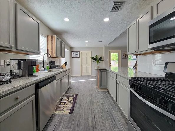 9306 Bankside Drive, Houston TX 77031