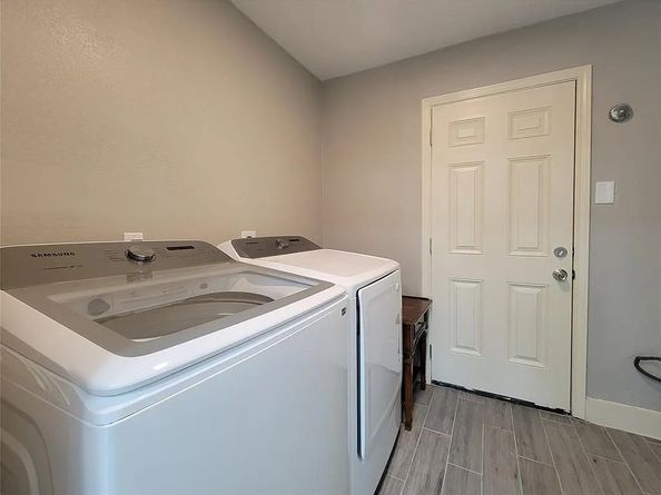 9306 Bankside Drive, Houston TX 77031