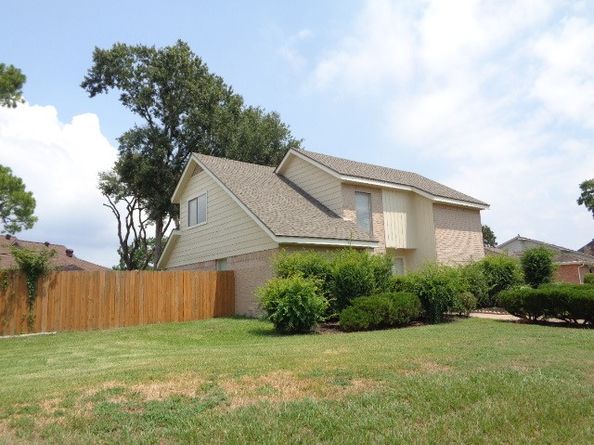 14410 Muirfield Lane, Houston TX 77095