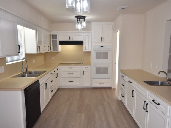 14410 Muirfield Lane, Houston TX 77095