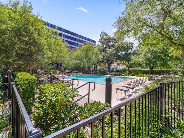 5050 Ambassador Way 112, Houston TX 77056
