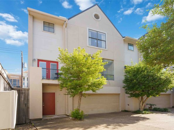 939 Colorado 20, Houston TX 77007