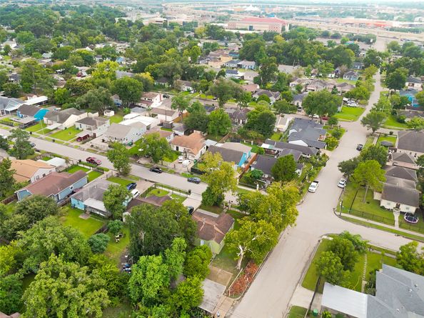 6701 Kernel Street, Houston TX 77087