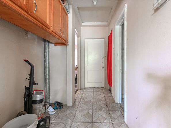 6701 Kernel Street, Houston TX 77087