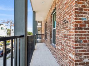 1138 W 16th Street, Houston TX 77008