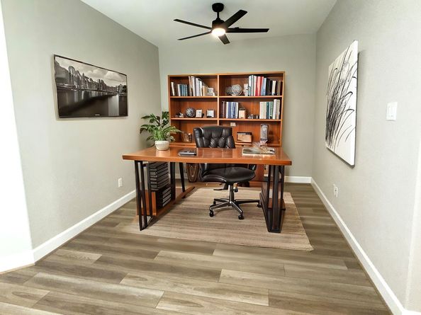 4307 B Dickson Street, Houston TX 77007