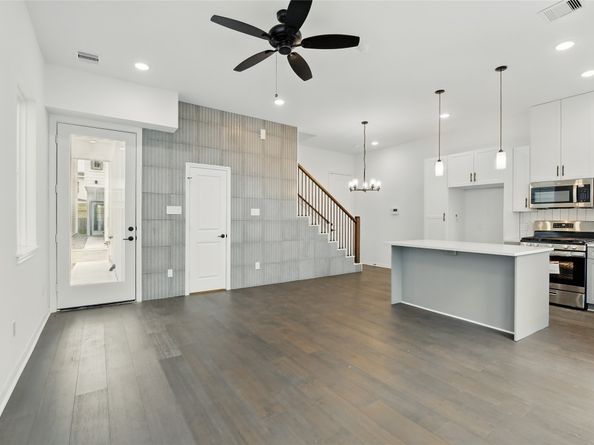 9902 Clark Road I, Houston TX 77076