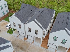 9902 Clark Road I, Houston TX 77076