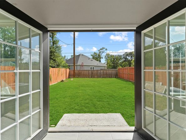 9212 Arvin Street, Houston TX 77028