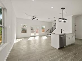 9212 Arvin Street, Houston TX 77028