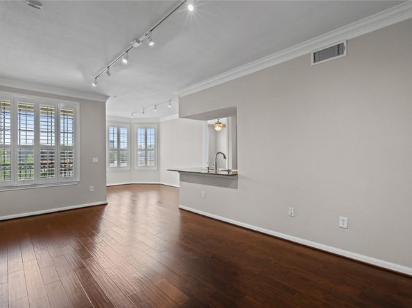 7575 Kirby Drive 2202, Houston TX 77030