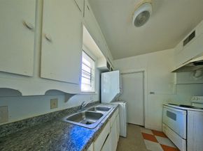 2805 Rosedale Street, Houston TX 77004