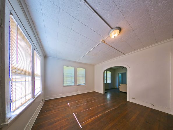 2805 Rosedale Street, Houston TX 77004