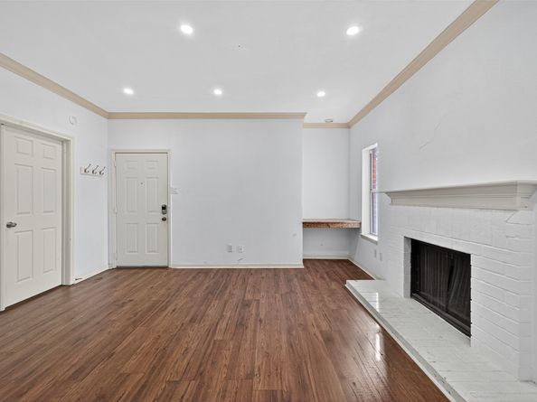 4041 Drake Street 203, Houston TX 77005