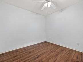 4041 Drake Street 203, Houston TX 77005