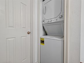 4041 Drake Street 203, Houston TX 77005