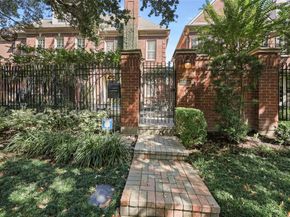 3350 Maroneal Street, Houston TX 77025