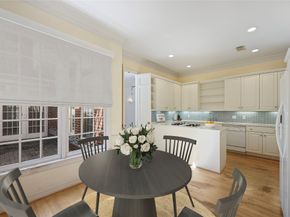 3350 Maroneal Street, Houston TX 77025