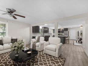 5747 Fontenelle Drive, Houston TX 77035