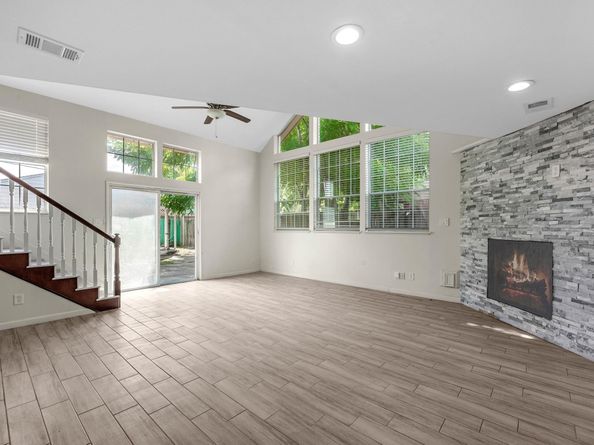 5747 Fontenelle Drive, Houston TX 77035